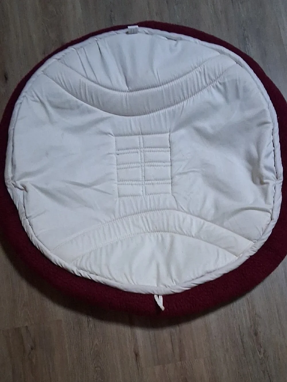 Plush Round Dog Bed in Burgundy and Cream